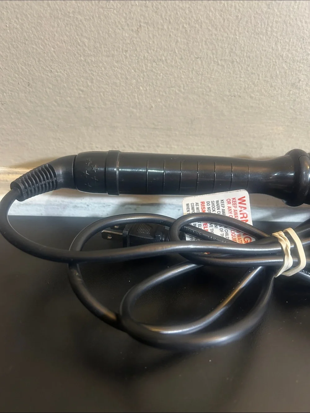 Hot & Hotter 3 Barrel Waver Curling Iron 1 Inch, 1 Count, Black & Pink